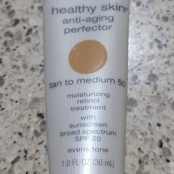 Neutrogena Healthy Skin Anti-Aging Perfector TAN MEDIUM 50 Retinol SPF 20✨️NEW - Picture 5 of 10